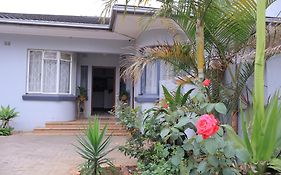 Khaya Mnandi Leisure Suites